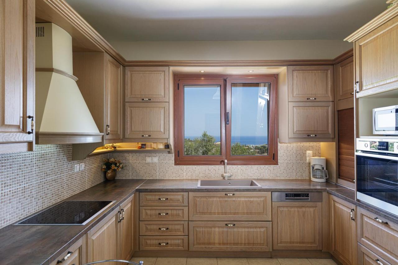 Veranda Sea View Villa, Walking Distance To Beach, By Thinkvilla Agia Pelagia Eksteriør bilde
